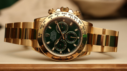 Rolex-Daytona-116508-yellow-gold-green-watch-12